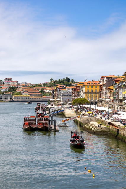 Port: Photo sessions in the city of Porto for groups or individuals. - Discovering Porto Through a Lens: A Personal Account