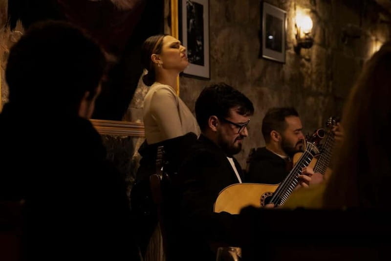 Porto: An Intimate Fado Show in a Historical Tavern - Discovering the Two Styles of Fado