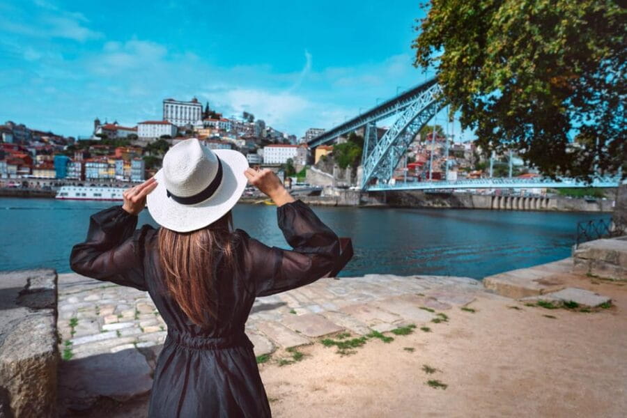 Porto: Capture the most Photogenic Spots with a Local - In-Depth Breakdown of the Itinerary