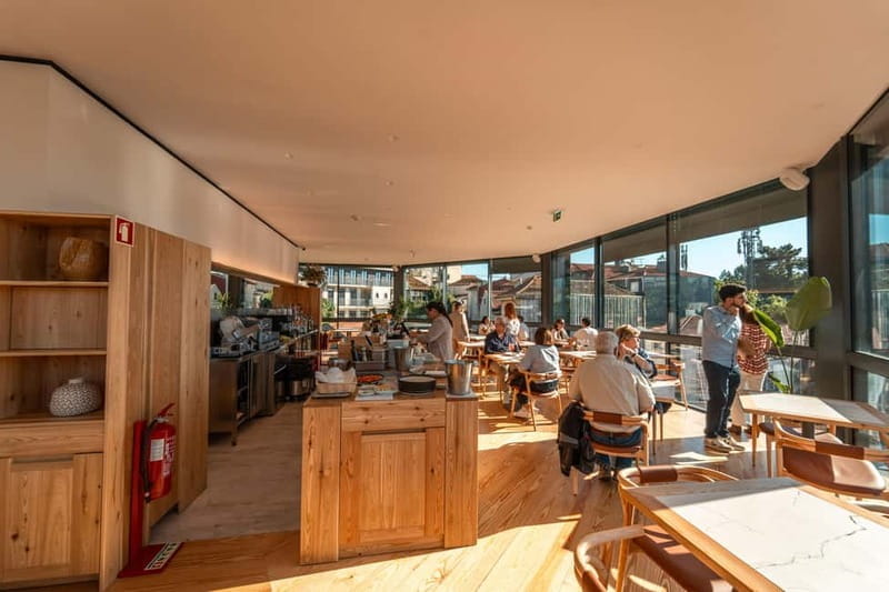 Porto: Doura Wine Tasting in the Sala de Prova - Entering the realm of Douro wines: what to expect