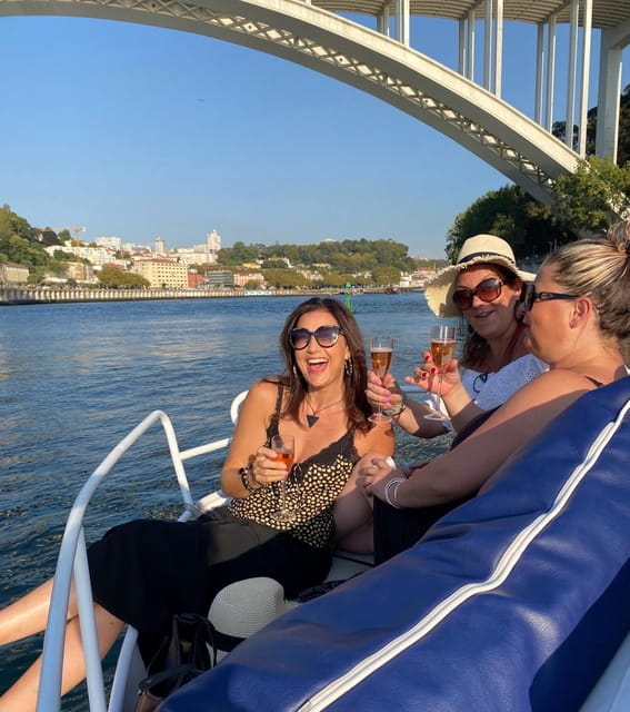 Porto: Douro private cruiser (only for you)6 bridges/sunset - Why This Experience Is Worth It