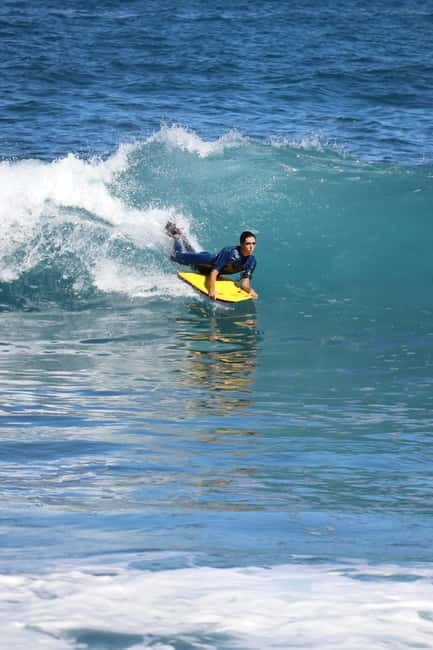 Porto: Private Bodyboard Lesson - Starting Point: Surfaventura Surf School