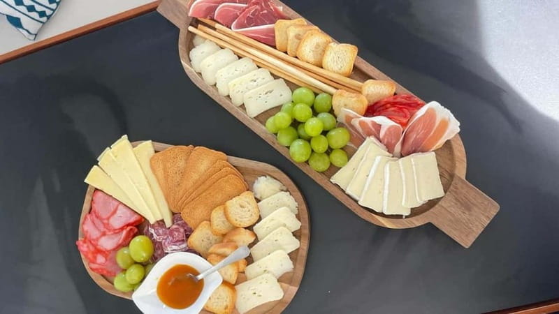 Porto: Private Yacth Cruise with Wine, Snacks & 6 Bridges - Discover Porto from the Water: An Authentic Yacht Experience