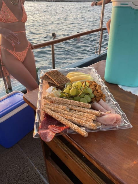 Porto Rafti: Athens Floating Bar Cruise - The Experience in Detail: What You Can Expect