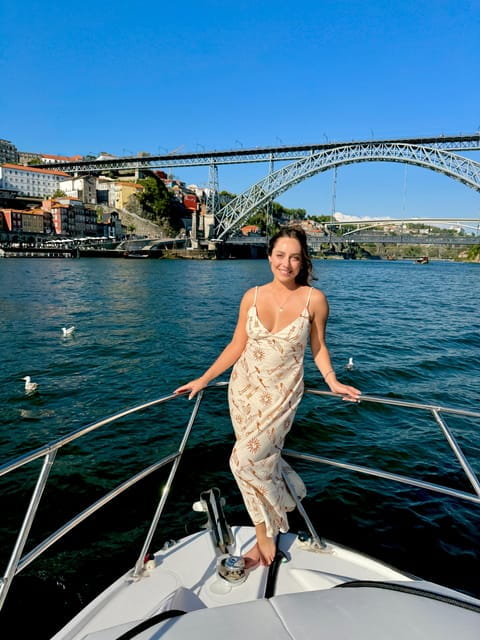 Porto SHARED Boat Tour: Bridges & River Mouth w/ DRINKS - Setting Sail on a Porto Waterway Adventure