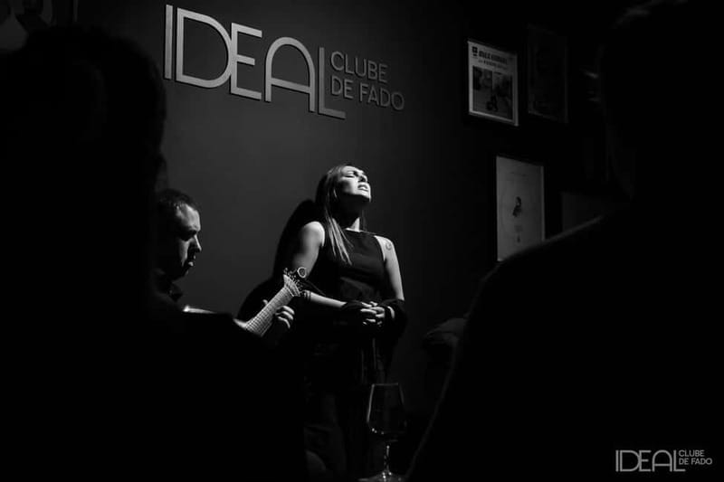 Porto: The highest-rated traditional fado concert (downtown) - An Authentic Porto Fado Experience: What You Can Expect