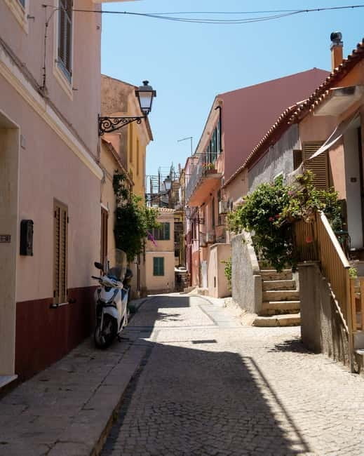 Porto Vecchio: Boat Tour to Maddalena Archipelago (Sardinia) - Crossing from Corsica to Sardinia: The Itinerary Breakdown