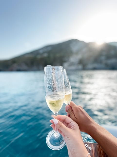 Positano: Unforgettable Sunset Marriage Proposal on a Yacht - Price, Logistics, and Practical Tips