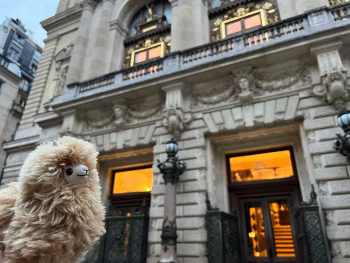 Private 2-3 hours Montmartre walking tour - Timeless charm - What Makes Montmartre Unique?