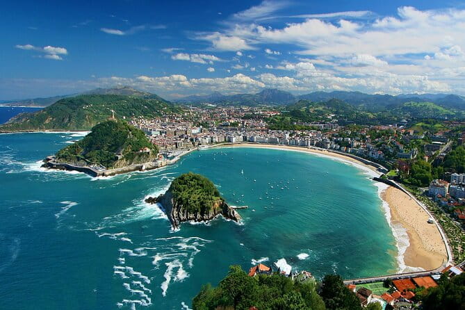 Private 2-day Tour in Basque Country Bilbao and San Sebastian - San Sebastian: From Scenic Hills to Pintxo Bars
