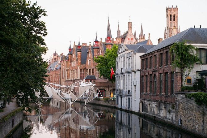 Private 3-hour walking tour of Bruges with official tour guide - Who Will Get the Most Out of This Tour?