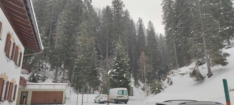 Private Andorra or Pyrinees Ski / Snowboard Tour Day trip - Price and Logistics: Does It Offer Good Value?