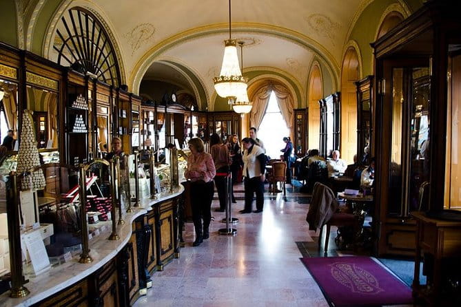 Private Café Wandering: Excursion through Budapests Belle Epoque - The Central Café: Embodying Café Culture’s Golden Age