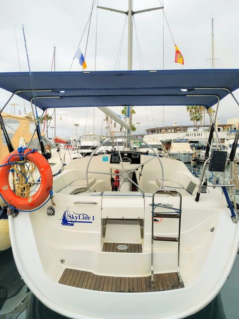 Private charter on sailboat - coastal trip with snorkeling in the bay - The Return: Relaxing the Voyage Back