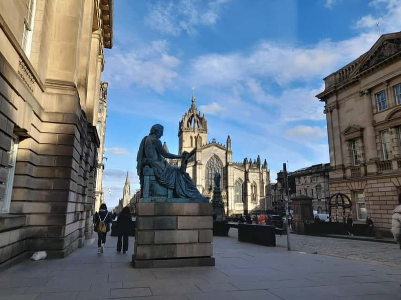 Private city tour of Edinburgh Old Town and the historic Royal Mile - What’s Included and What’s Not