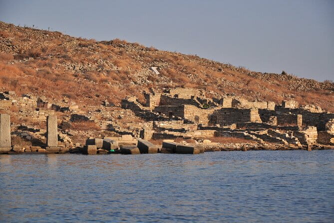 Private Cruise: PAROS  DELOS  RHENIA - MYKONOS - Who Should Consider This Tour?