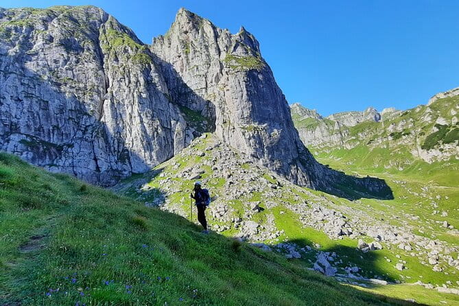 Private day hike from Brasov to Malaiesti Cottage - FAQ