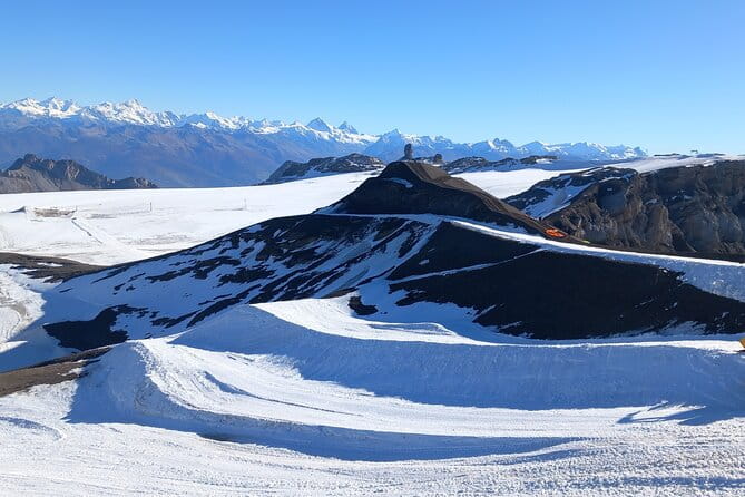 Private Excursion to Glacier 3000 - The Hidden Charm of the Castle View
