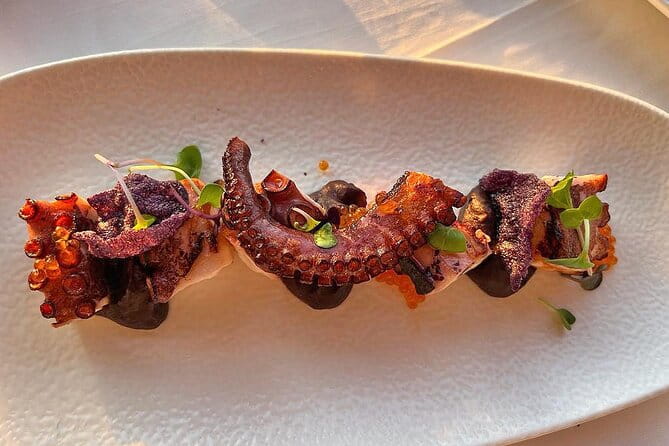 Private Experience Painting and Gastronomy in Denia Sea Sunset - Tasting Mediterranean Flavors at a Top Dénia Restaurant