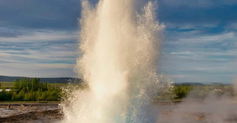 Private Golden Circle Tour With Experienced Tour Guide - Additional Highlights and Practical Details