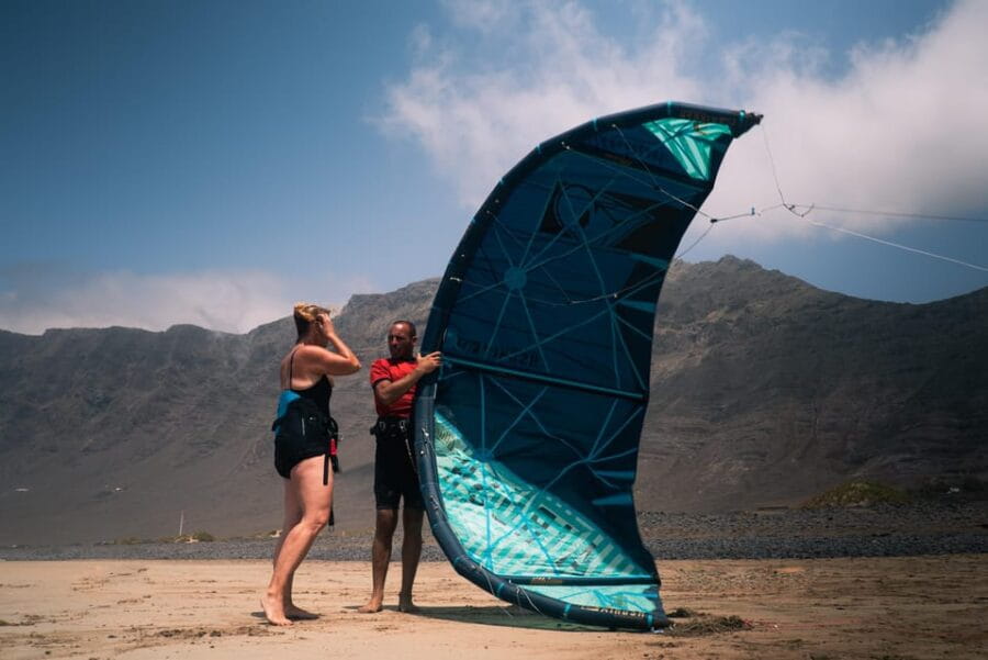 PRIVATE KITESURF LESSONS - What to Expect During Your Kitesurfing Lesson
