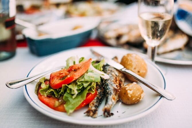 Private & Personalized Food Tour of Porto with a Local Guide - Why This Experience Is Worthwhile