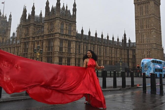 Private Photography of Flying Dress Africa - The Itinerary: From Big Ben to Thames Views