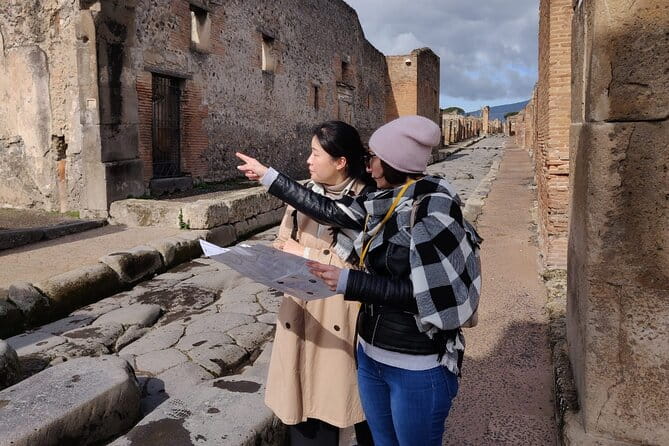 Private Pompeii Tour with Fast-Entrance Tickets to the Ruins & Exclusive Guide - Additional Tips to Enhance Your Experience