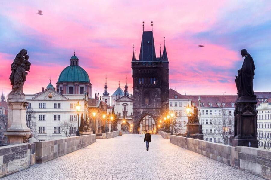 Private Prague walking tour 3,5h - Dive into the Details: Itinerary and Experience