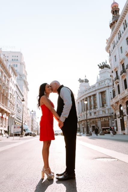 Private Professional Vacation Photoshoot in Madrid - Exploring Madrid Through a Photographer’s Lens