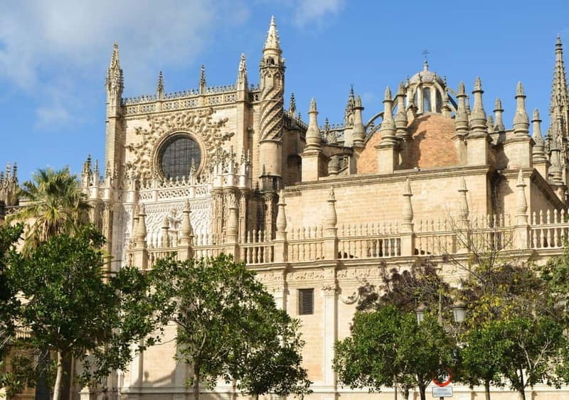 Private Seville: exclusive tour of Santa Cruz and the historic center - FAQ