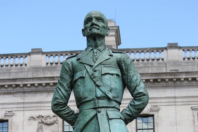 Private Sir Winston Churchill Walking Tour of London - FAQ