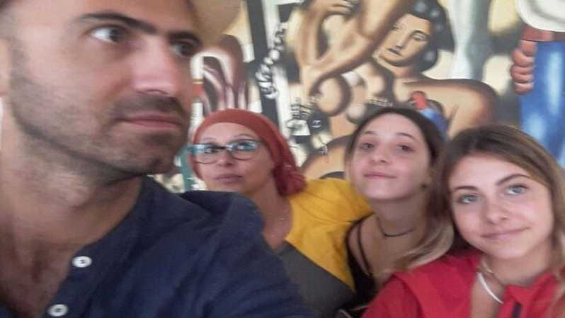 Private Street Art Walking Tour in Paris - Walking Through Colorful Neighborhoods