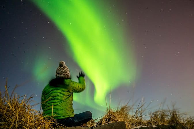 Private Super Jeep Northern lights hunt from Reykjavik - Transportation and Group Size: Why They Matter