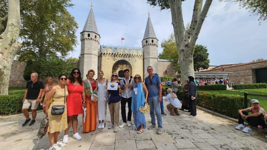 Private Topkapi Palace and Harem Tour with Skip Line Entry - Price and Value Analysis