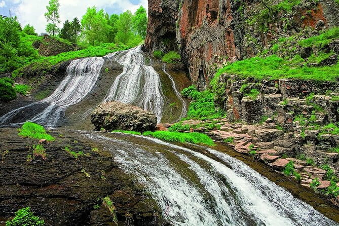 Private tour Jermuk, waterfall, Tatev Monastery and TaTev Ropeway - Price and Logistics