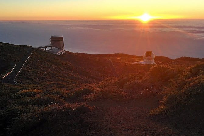 Private Tour of Gran Canaria Volcano and Canary Wine tasting - Panoramic Views at Mirador Pico de Bandama