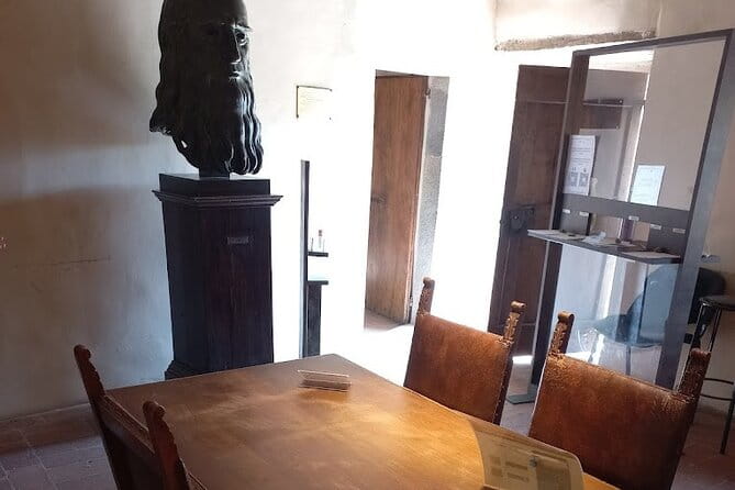 PRIVATE TOUR: oil production, Leonardo's house, tasting - Price and Value: Is It Worth It?