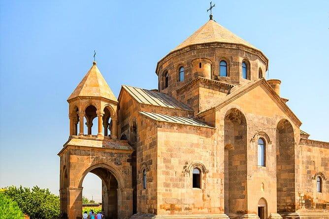 Private Tour to Echmiadzin and Zvartnots Temple - The Crown Jewel: Etchmiadzin Cathedral