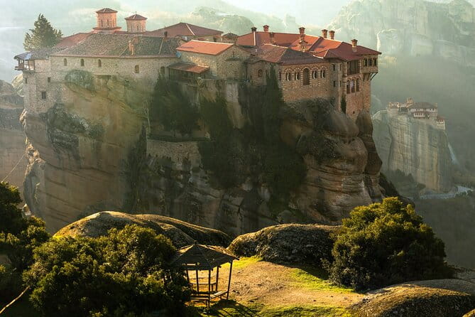 Private Tour to Meteora Rocks from Volos - Entering the Monasteries — A Journey into History and Architecture