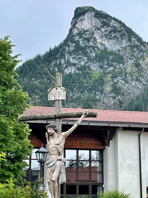 Private tour to Neuschwanstein castle from Munich - The Everything You Need to Know About Price & Logistics