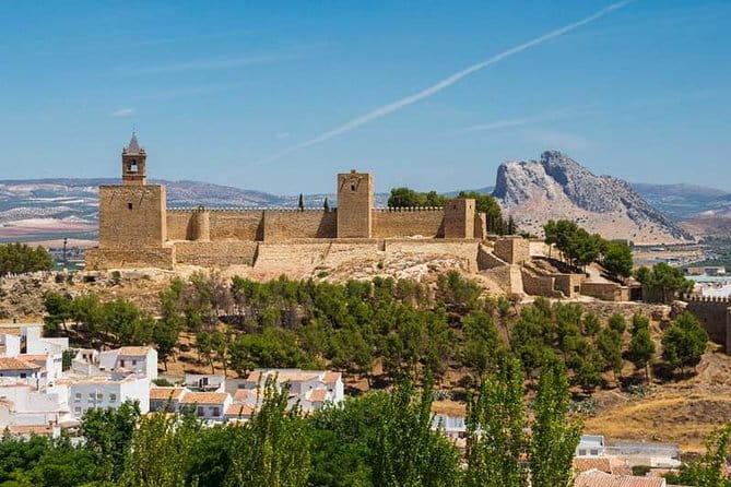 Private tours from Malaga to Antequera and the Dolmens for up to 8 persons - Visiting the Antequera Dolmens: A Window into the Past