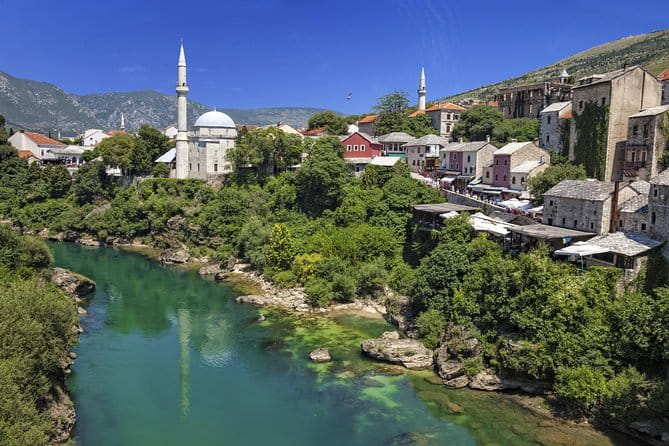 Private Transfer: Dubrovnik Hotels or Airport to Mostar, Medjugorje and Sarajevo in Bosnia and Herzegovina - Exploring the Stops: From Dubrovnik to Your Bosnia Destination