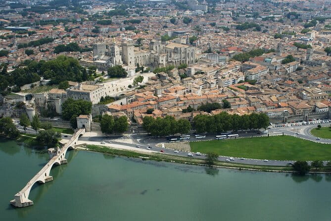 Private Transfer from Marseille Airport to Avignon - Who This Transfer Service Is Best For