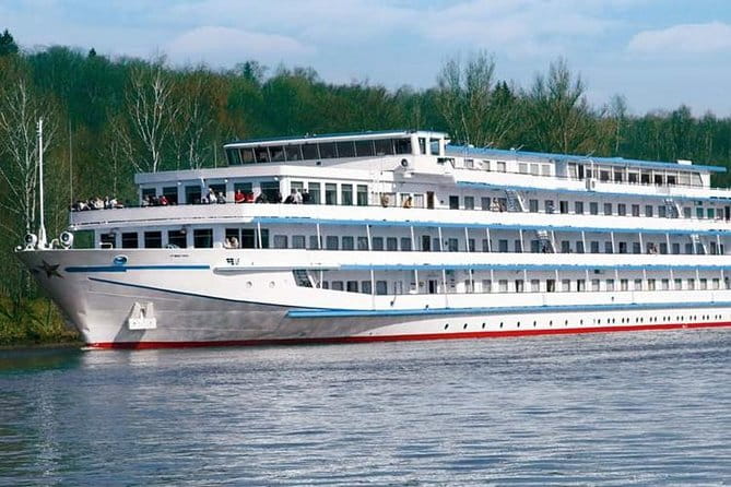 Private transfers Bucharest - Danube docks (Giurgiu or Oltenita) - Who Is This Transfer Best For?