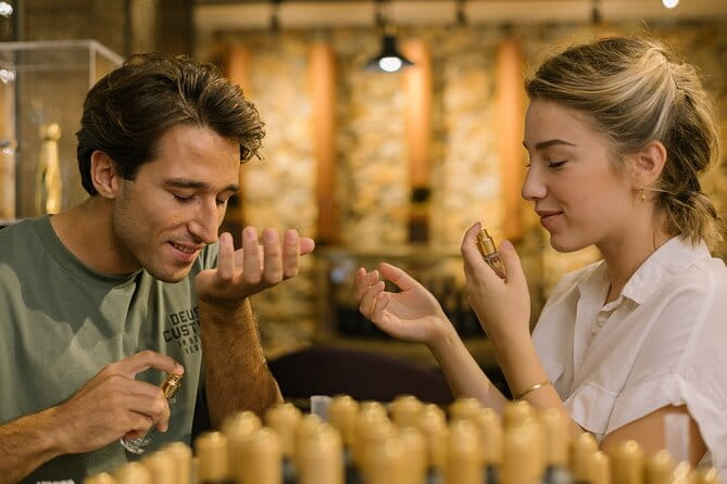 PRIVATE Workshop ESSENTIAL OILS & OLIVE OIL Factory with TASTING - Unique Highlights: What Makes This Tour Stand Out?