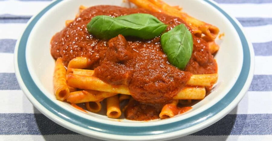 Procida: Food Tasting Experience & Wine at a Local's Home - The Meal: Genuine Flavors and Family Secrets