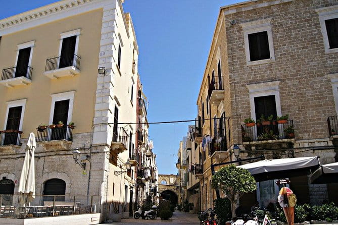 Puglia Full-Day Tour: Bari, Trulli of Alberobello, Castel del Monte and Sassi of Matera - The Drawbacks and Practical Considerations