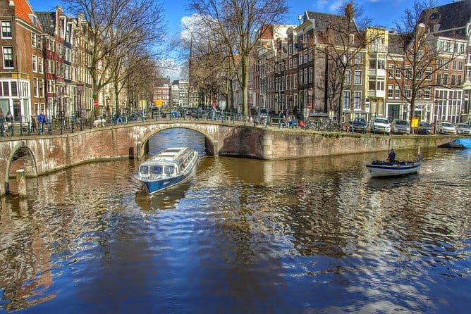 Red Light District tour with canal cruise - Final Thoughts