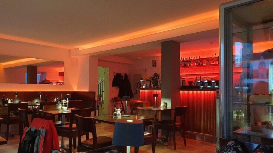 Regensburg: italian wine dinner at Caffè Rinaldi - Who Will Love This Experience?